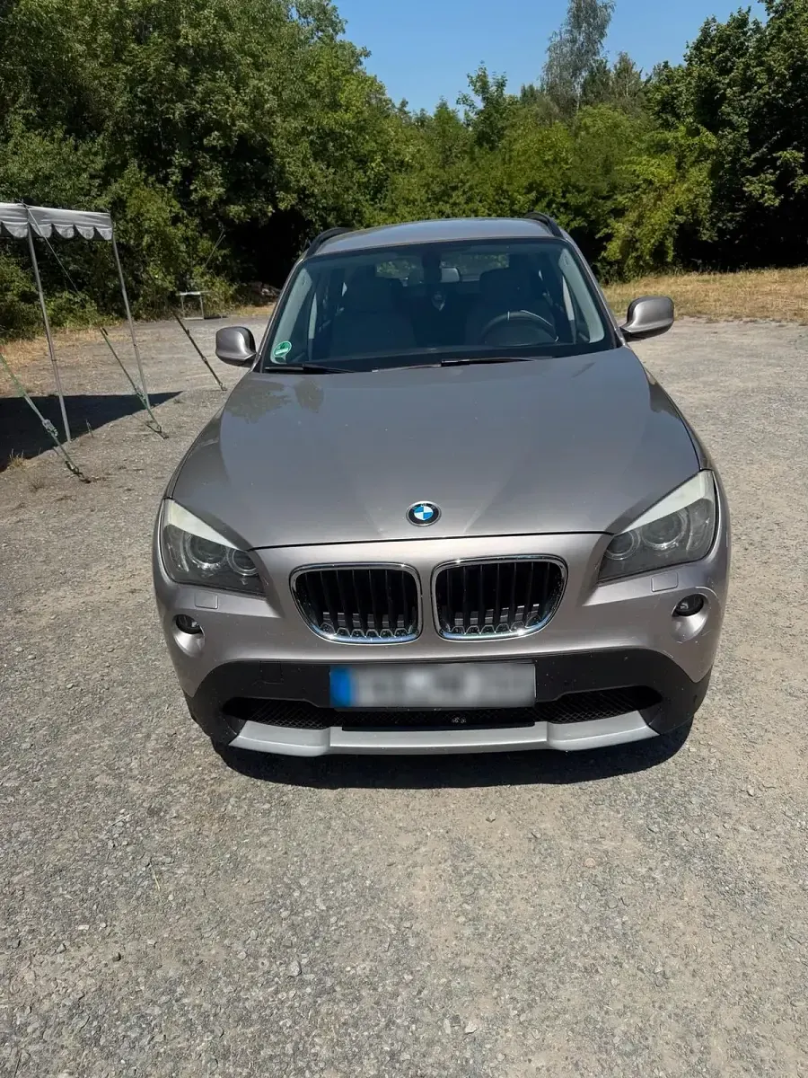 Gebraucht BMW X1 177 PS (130 kW) 2011 Grau SUV