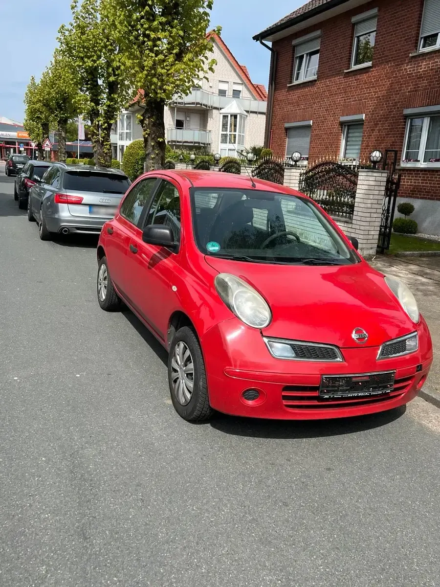 Gebraucht Nissan Micra 65 PS (47 kW) 2010 Rot Kleinwagen