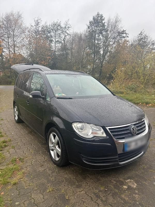 Schwarz Gebraucht 2007 VW Touran Van / Kleinbus | 2.800 € (Guter Preis) - Bild 1/4