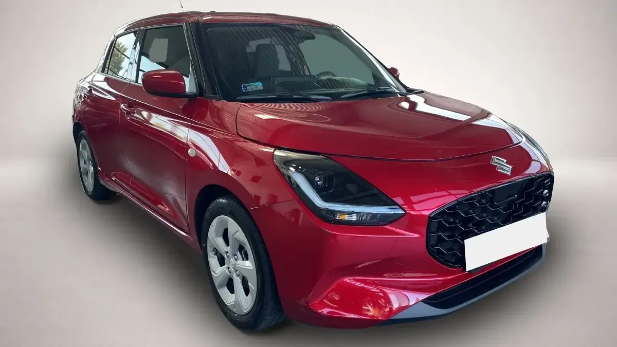 Gebraucht Suzuki Swift Comfort 83 PS (61 kW) 2025 Rot Kleinwagen