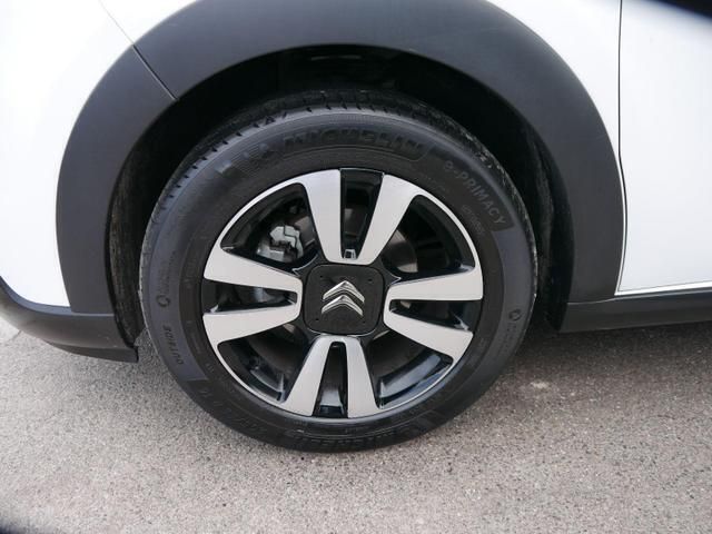 Weiß / dach schwarz weiß / dach schwarz Gebraucht 2022 Citroën C3 PureTech Kleinwagen | 12.144 € (Guter Preis) - Bild 1/4