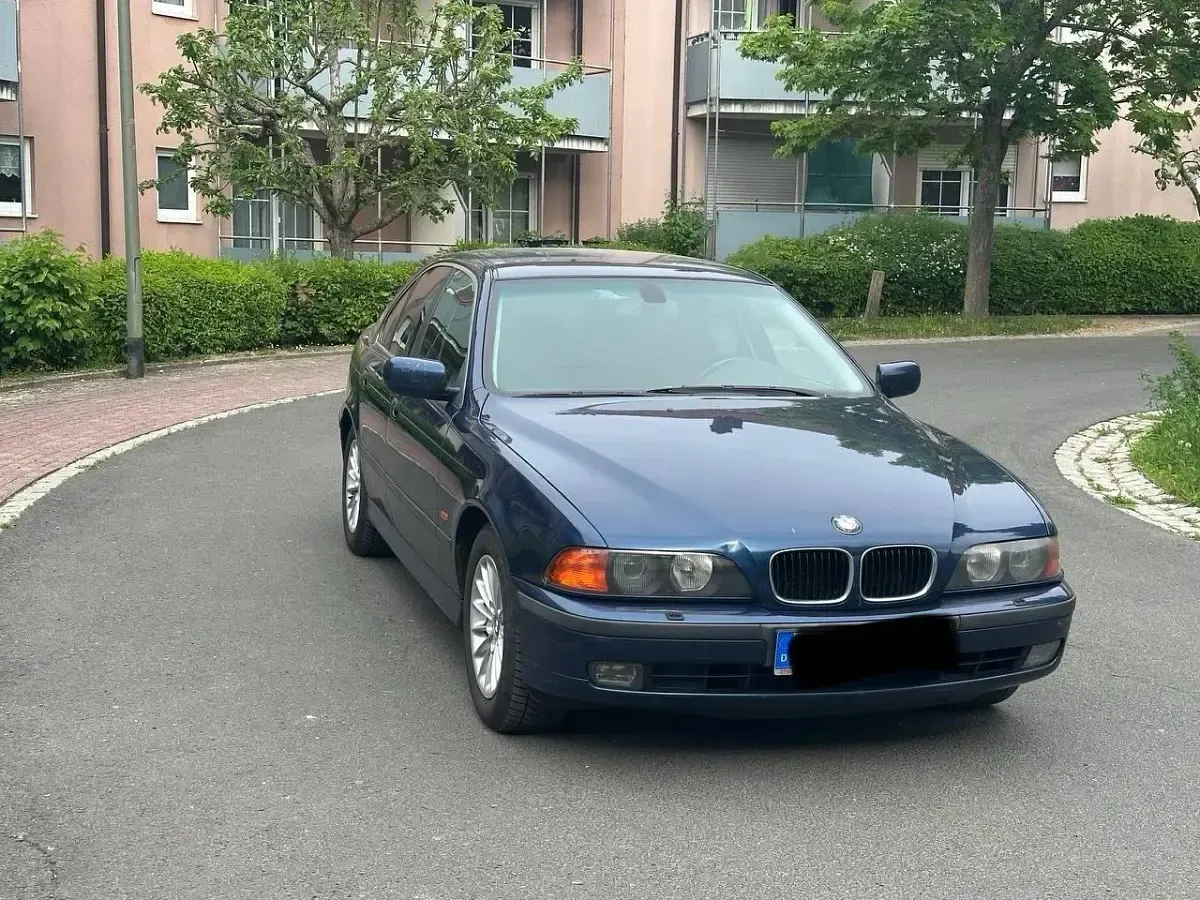 Gebraucht BMW 530 184 PS (135 kW) 2000 Blau Limousine