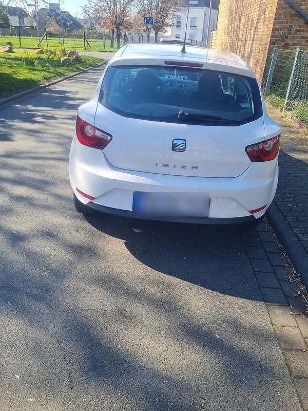 Gebraucht Seat Ibiza 85 PS (62 kW) 2012 Weiß Kleinwagen