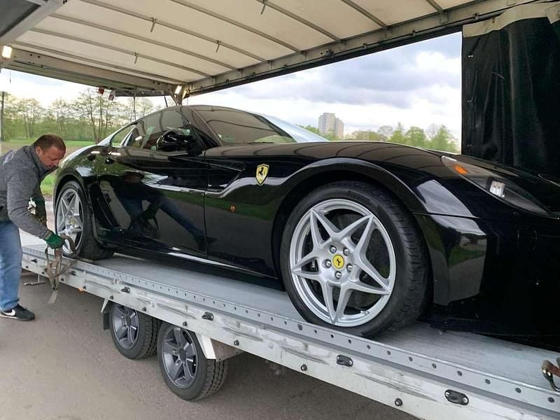Second-hand Ferrari 599 620 CP (456 kW) 2007 Negru Coupe