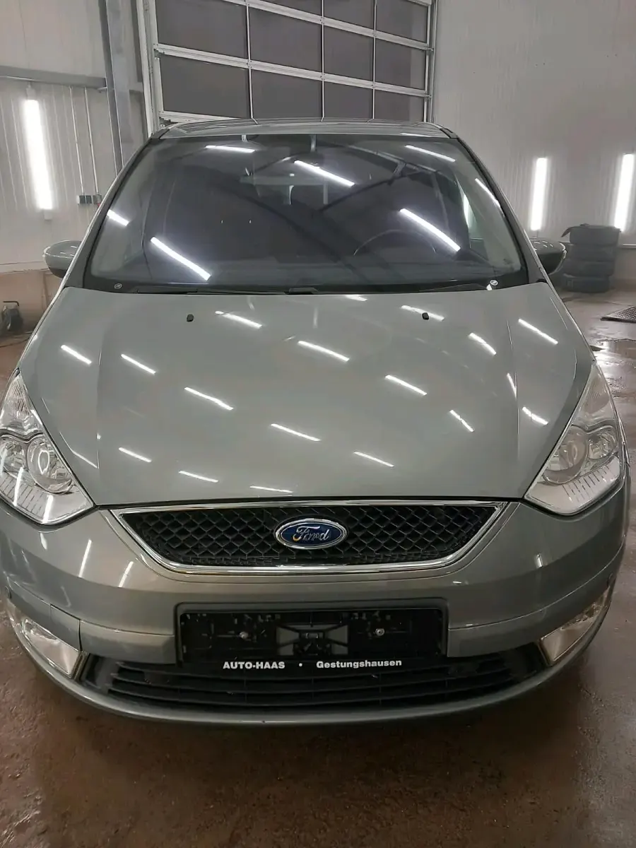 Gebraucht Ford Galaxy 140 PS (102 kW) 2009 Grün Van / Kleinbus