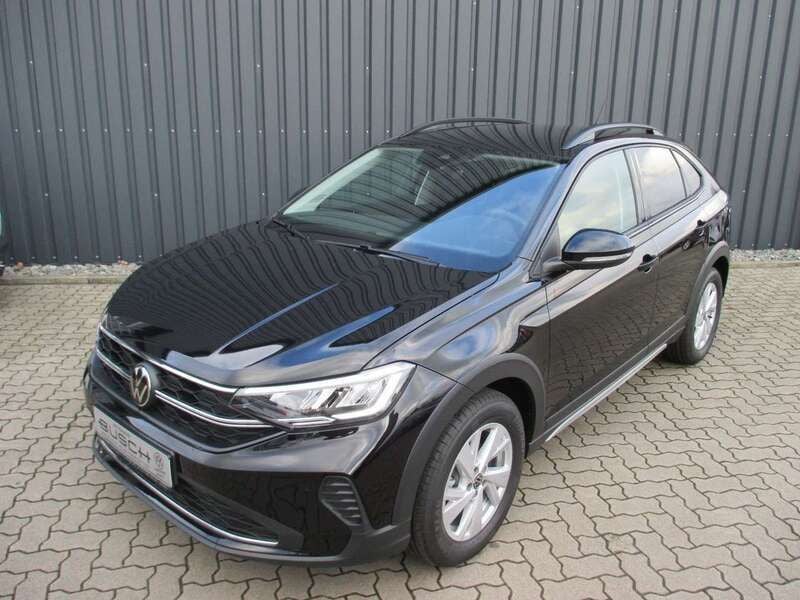 Deep black perleffekt Gebraucht 2024 VW Taigo Life SUV | 20.200 € (Guter Preis) - Bild 1/4