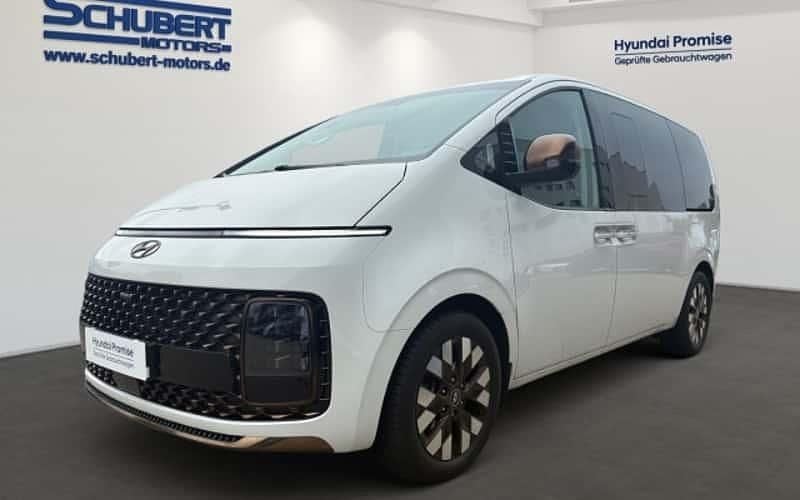 Creamy white Gebraucht 2024 Hyundai Staria Signature Van | 44.990 € (Fairer Preis) - Bild 1/4