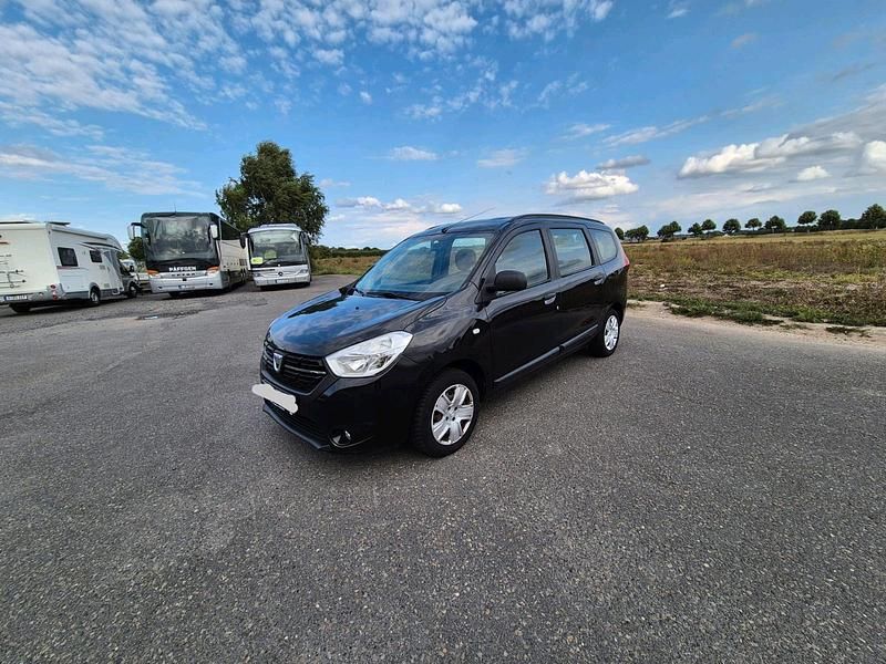 Schwarz Gebraucht 2017 Dacia Lodgy Van / Kleinbus | 5.000 € - Bild 1/4