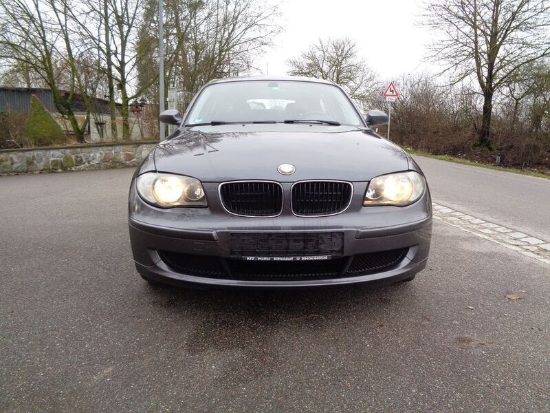 Gebraucht BMW 118 Efficient Dynamics 143 PS (105 kW) 2008 Grau Kleinwagen