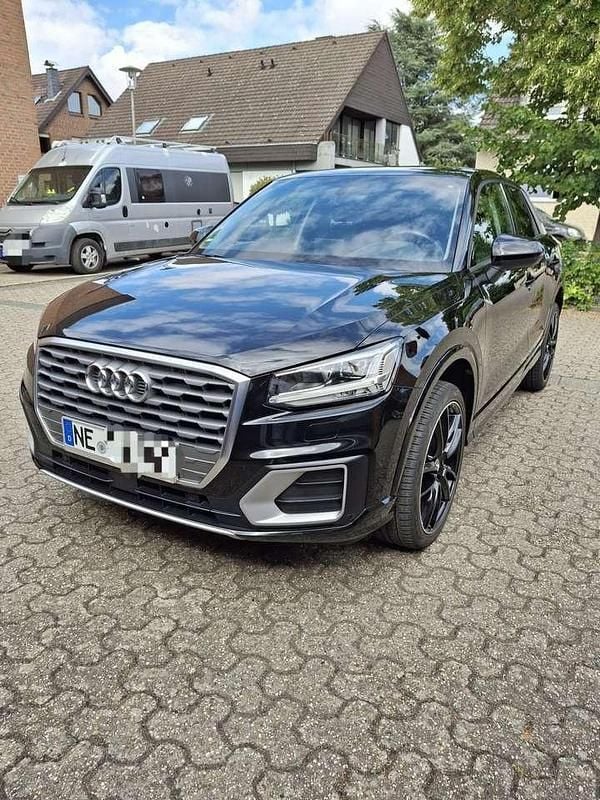 Schwarz Gebraucht 2018 Audi Q2 SUV | 22.250 € (Fairer Preis) - Bild 1/4