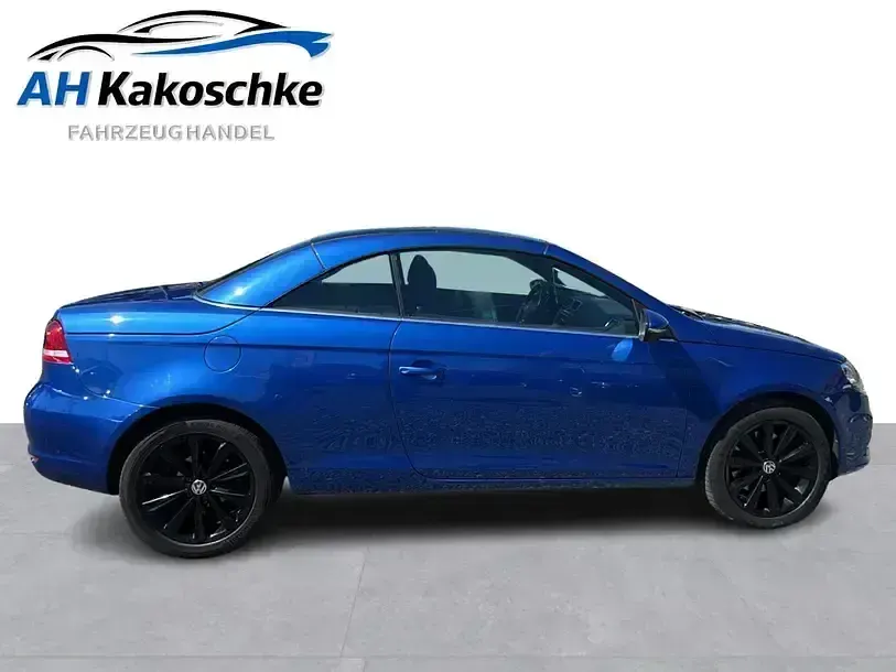 Gebraucht VW Eos 140 PS (102 kW) 2014 Rising blue metallic Cabrio