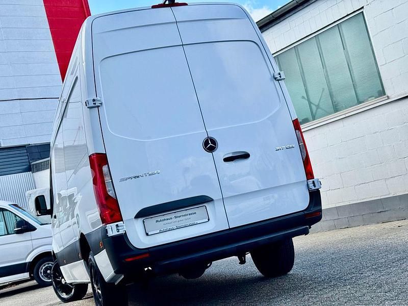 Gebraucht Mercedes Sprinter 170 PS (125 kW) 2022 Weiß Van