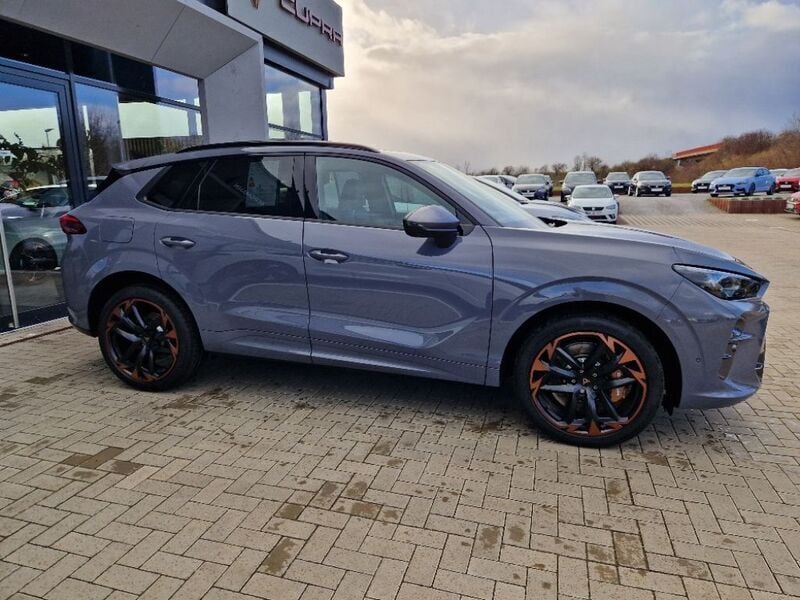 Gebraucht Cupra Terramar VZ 265 PS (194 kW) 2025 Grau SUV
