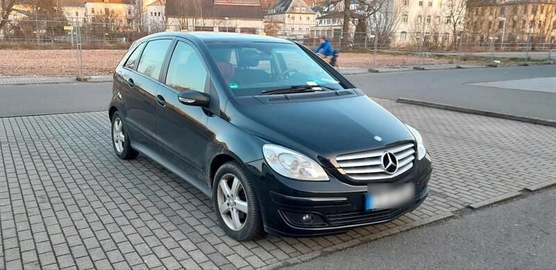Schwarz Gebraucht 2008 Mercedes B180 Van / Kleinbus | 3.500 € (Guter Preis) - Bild 1/4