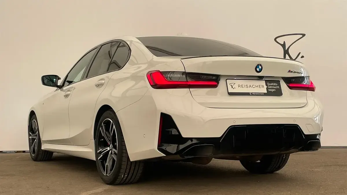 Gebraucht BMW M340 Comfort Edition 340 PS (250 kW) 2025 Alpinweiß uni Limousine