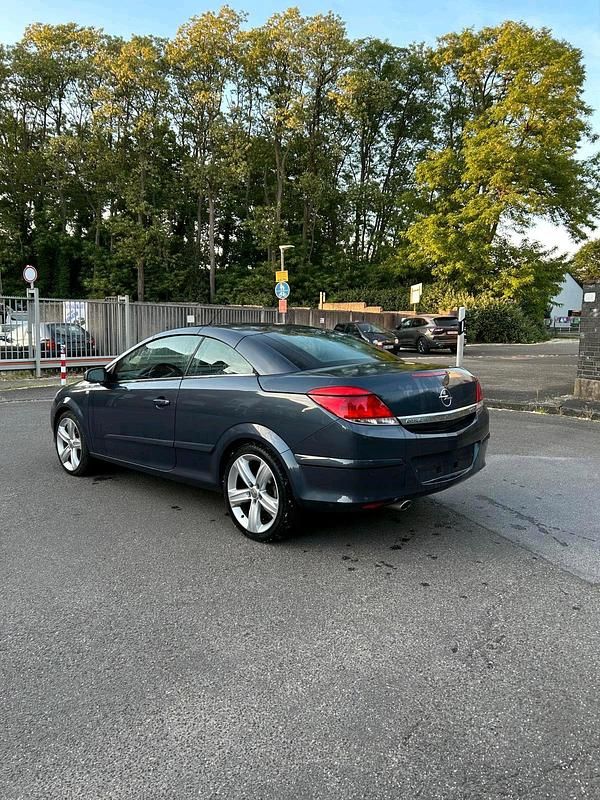 Gebraucht Opel Astra Cabriolet 150 PS (110 kW) 2008 Blau Cabrio