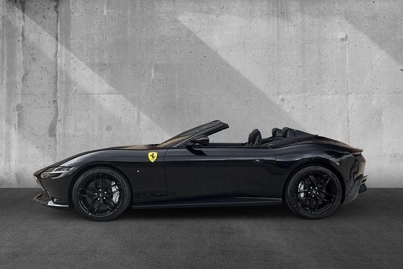 Neu Ferrari Roma 620 PS (456 kW) 2026 Schwarz Cabrio
