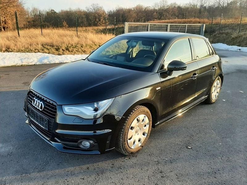 Schwarz Gebraucht 2014 Audi A1 S-Line Limousine | 10.990 € (Fairer Preis) - Bild 1/4