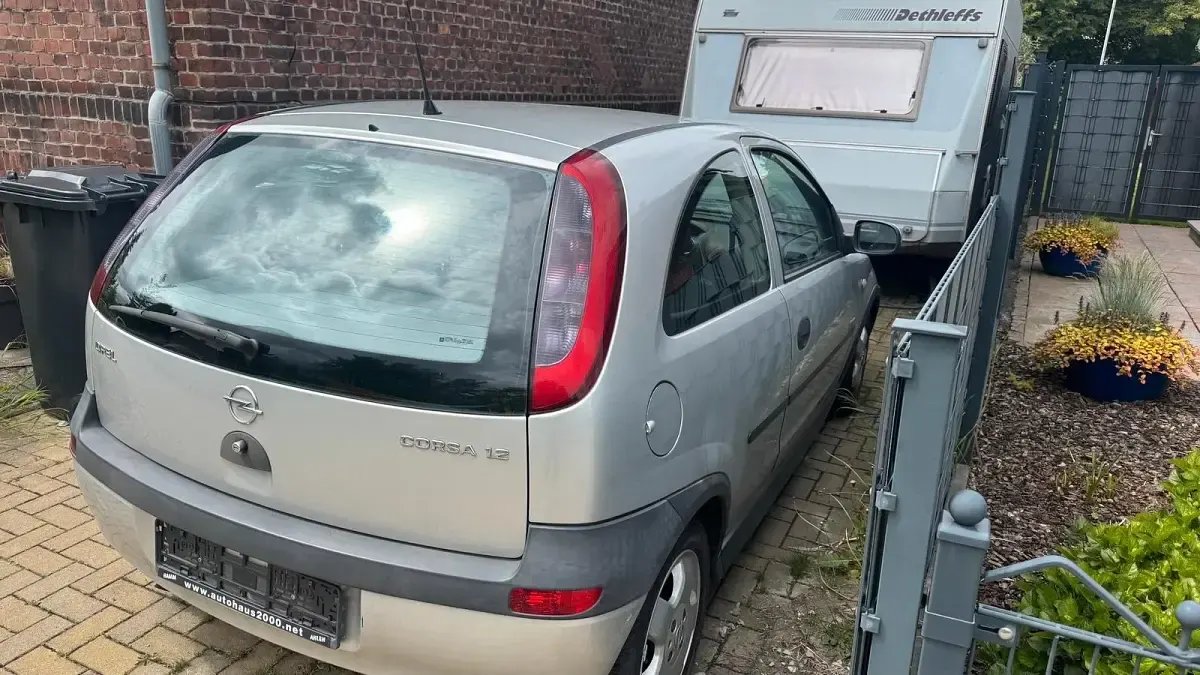 Gebraucht Opel Corsa 75 PS (55 kW) 2001 Silber Kleinwagen