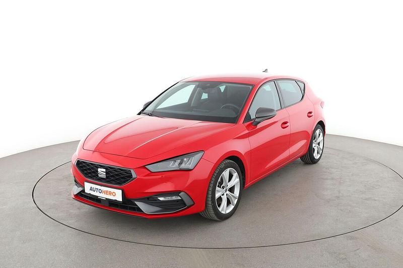Rot Gebraucht 2021 Seat Leon FR Limousine | 20.060 € (Fairer Preis) - Bild 1/3