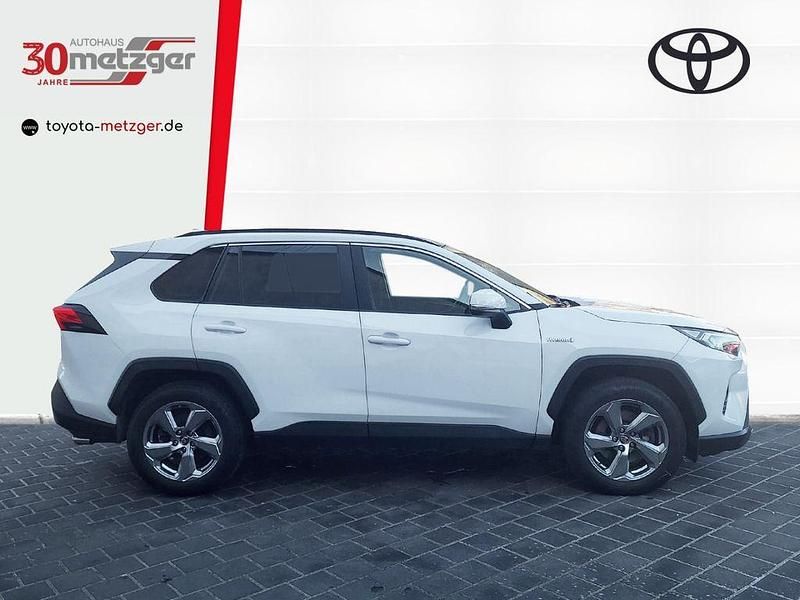 Gebraucht Toyota RAV4 Hybrid Club 218 PS (160 kW) 2019 Weiss SUV