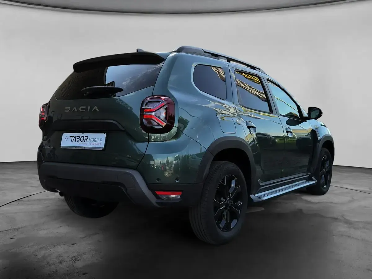 Gebraucht Dacia Duster Extreme 150 PS (110 kW) 2023 Oxid grün metallic SUV