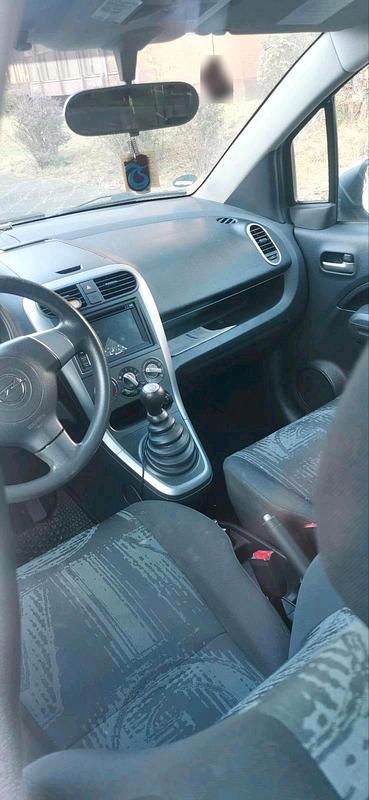 Gebraucht Opel Agila Eco 68 PS (50 kW) 2012 Weiß Kleinwagen