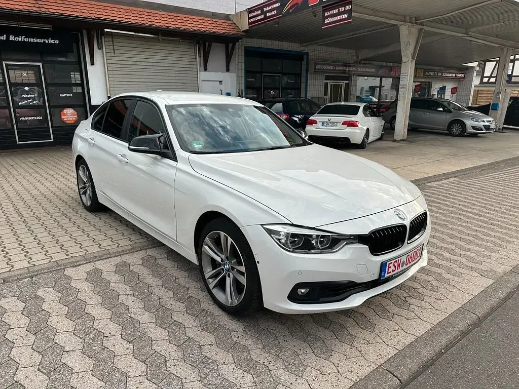 Gebraucht BMW 340 Advantage 326 PS (239 kW) 2017 Weiß Limousine