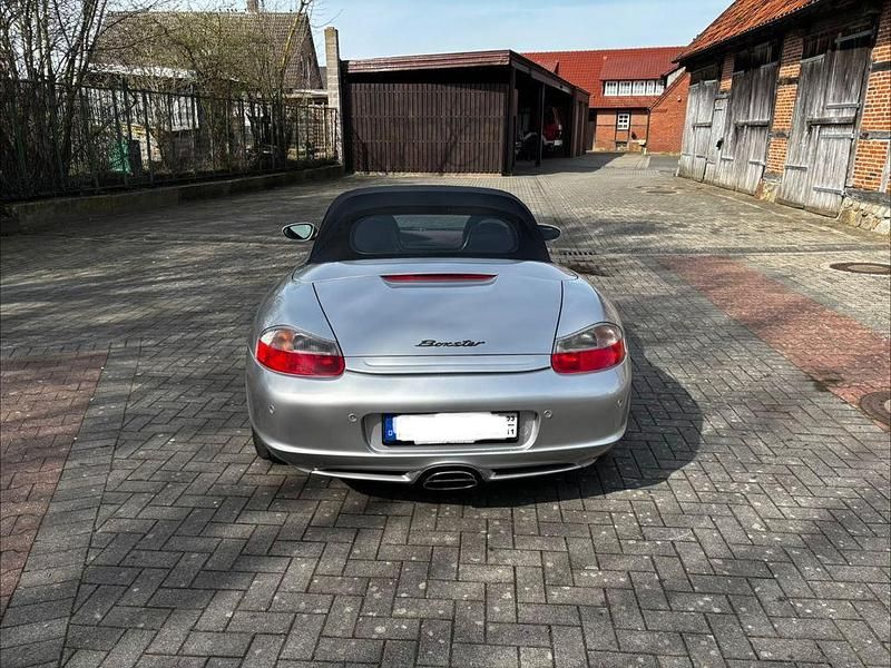 Gebraucht Porsche 986 Boxster 228 PS (167 kW) 2004 Silber Cabrio