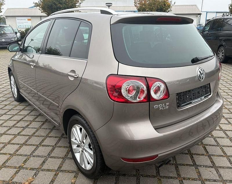 Gebraucht VW Golf VI Style 122 PS (89 kW) 2011 Braun Kleinwagen