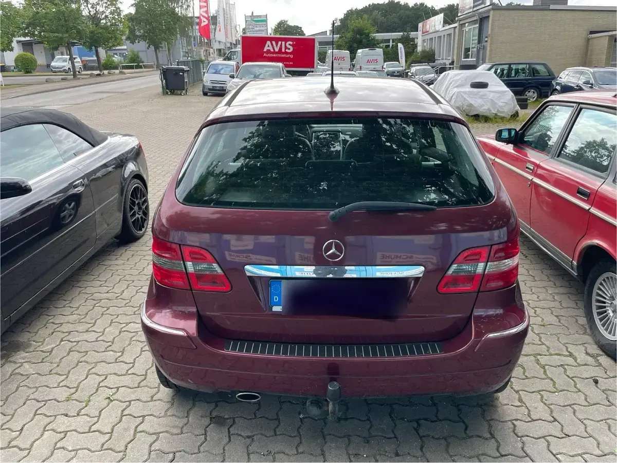 Gebraucht Mercedes B200 136 PS (100 kW) 2006 Rot Van / Kleinbus