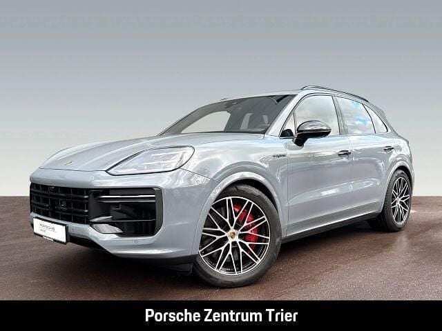 Arktikgrau Gebraucht 2024 Porsche Cayenne Turbo E-Hybrid SUV | 175.900 € (Guter Preis) - Bild 1/2