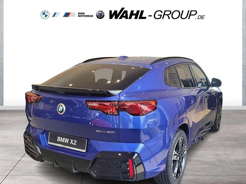 Neu BMW X2 M Sport 156 PS (114 kW) 2025 Blau SUV