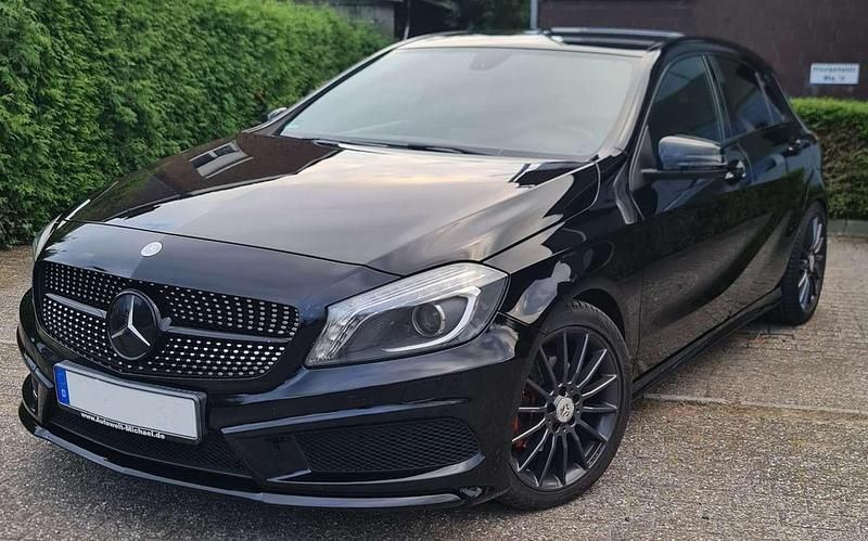 Gebraucht 2014 Mercedes A180 AMG line Limousine | 13.500 € - Bild 1/4