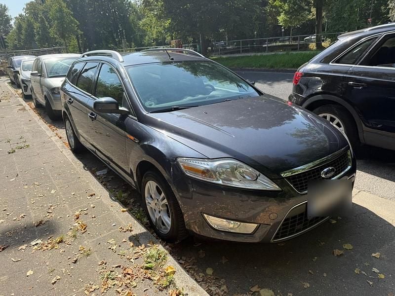 Grau Gebraucht 2009 Ford Mondeo Kombi | 3.600 € (Fairer Preis) - Bild 1/4