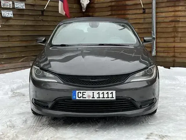 Używany Chrysler 200 294 KM (216 kW) 2015 Szary Sedan/Limuzyna