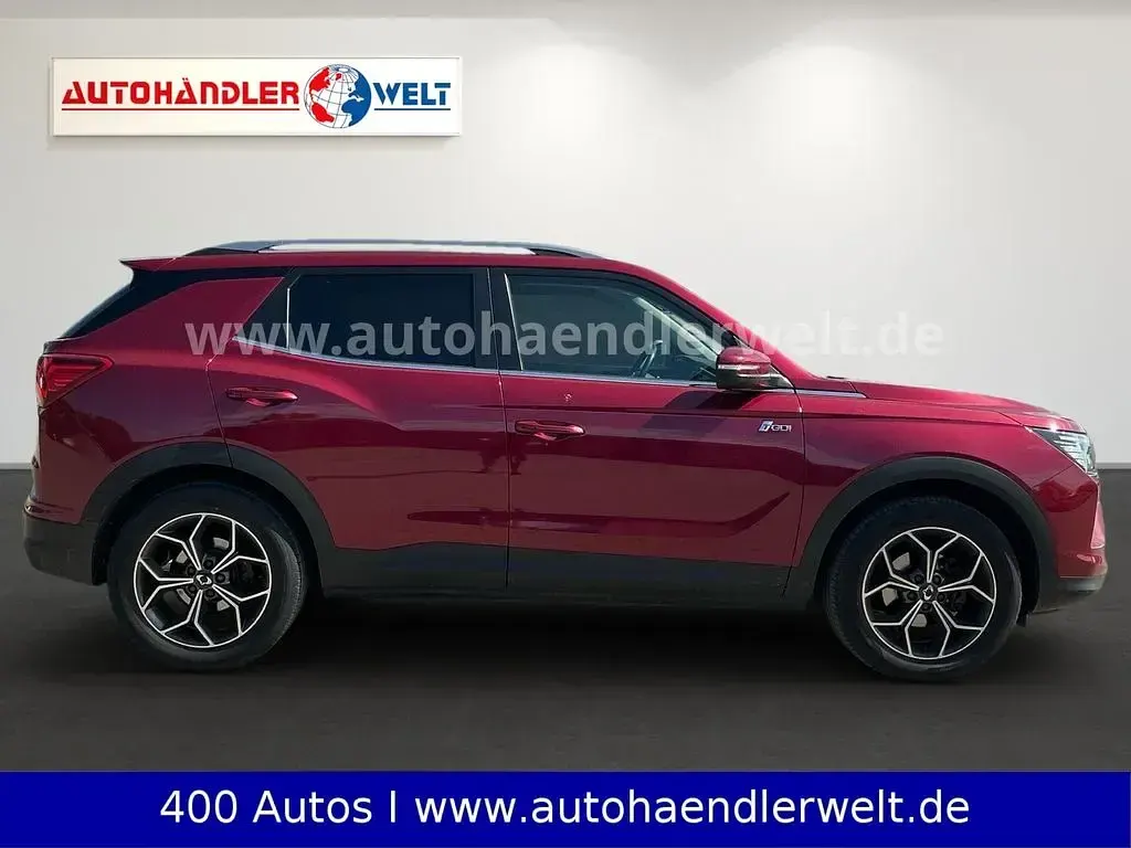 Gebraucht SsangYong Korando 163 PS (119 kW) 2023 Rot SUV