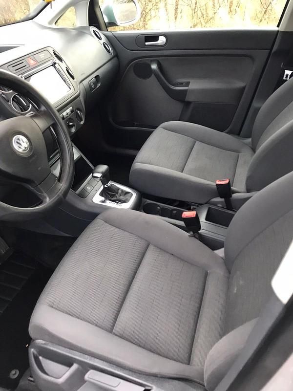 Gebraucht VW Golf VI 140 PS (102 kW) 2009 Silber Kleinwagen