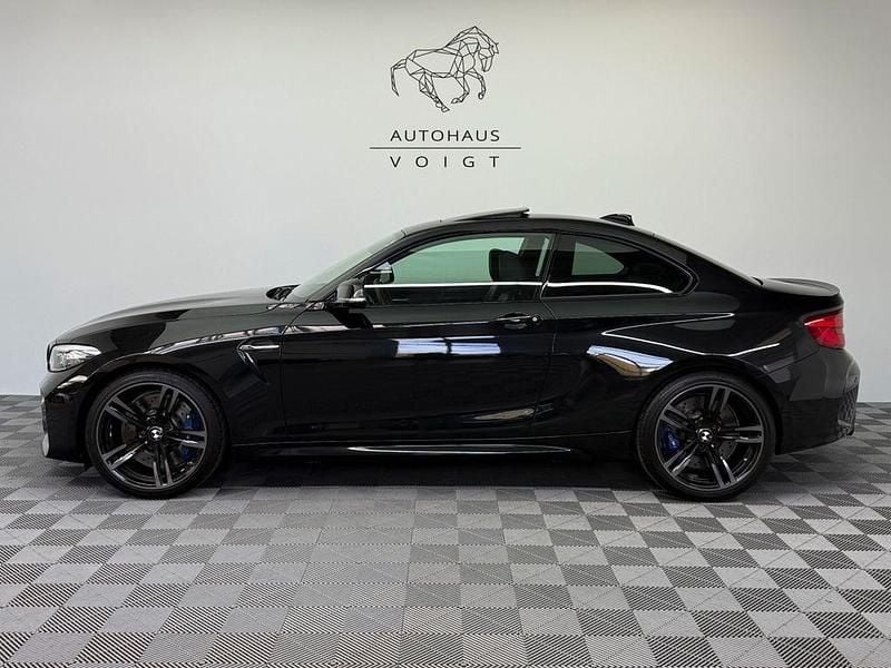 Black sapphire metallic Gebraucht 2018 BMW M2 Performance Coupé | 44.000 € (Superpreis) - Bild 1/4
