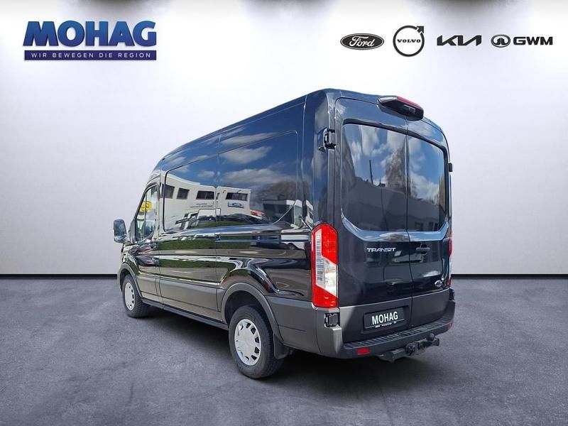 Gebraucht Ford Transit Trend 170 PS (125 kW) 2021 Schwarz Van