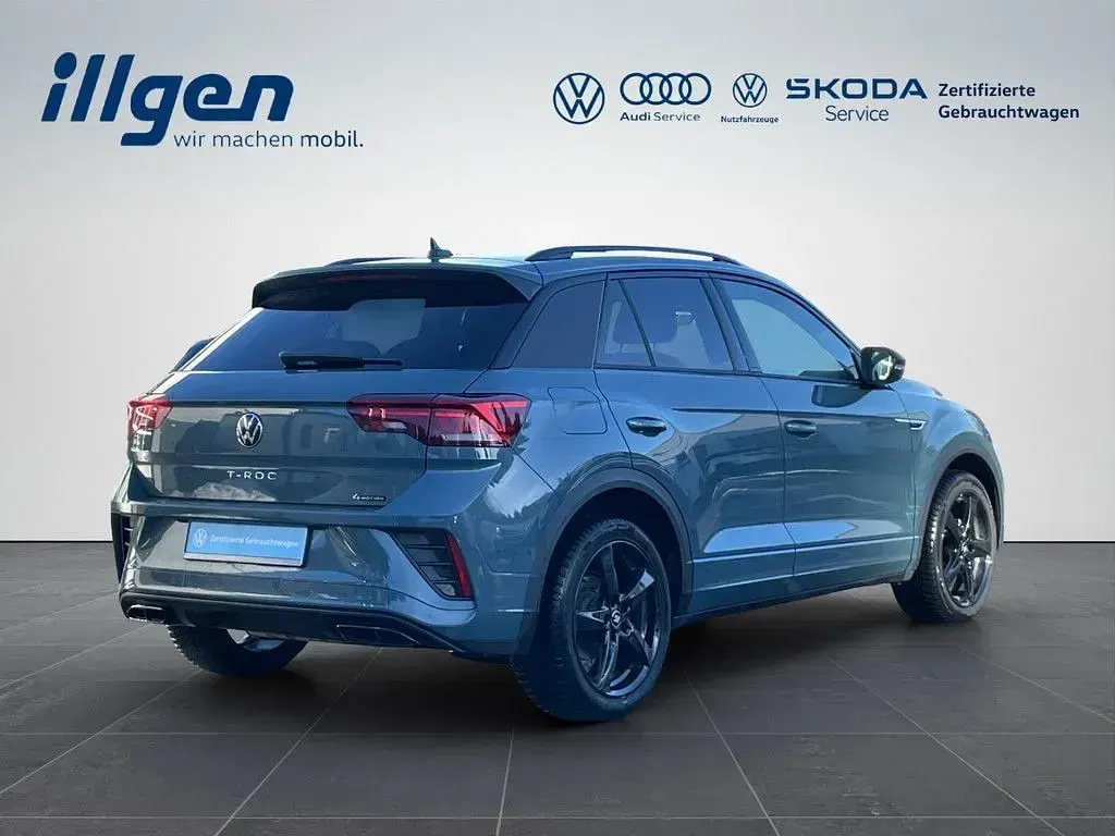 Gebraucht VW T-Roc R-line 190 PS (139 kW) 2024 Blau / petroleum blue (metallic) SUV