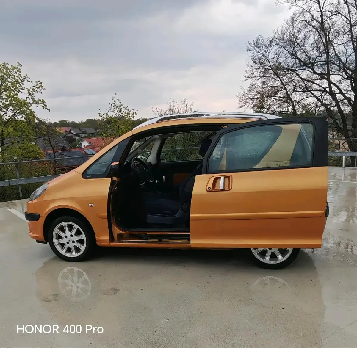 Gebraucht Peugeot 1007 88 PS (64 kW) 2007 Orange Van / Kleinbus