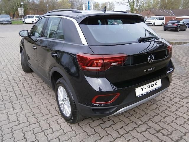 Gebraucht VW T-Roc Life 150 PS (110 kW) 2024 Deep black perleffekt (schwarz), perleffekt SUV