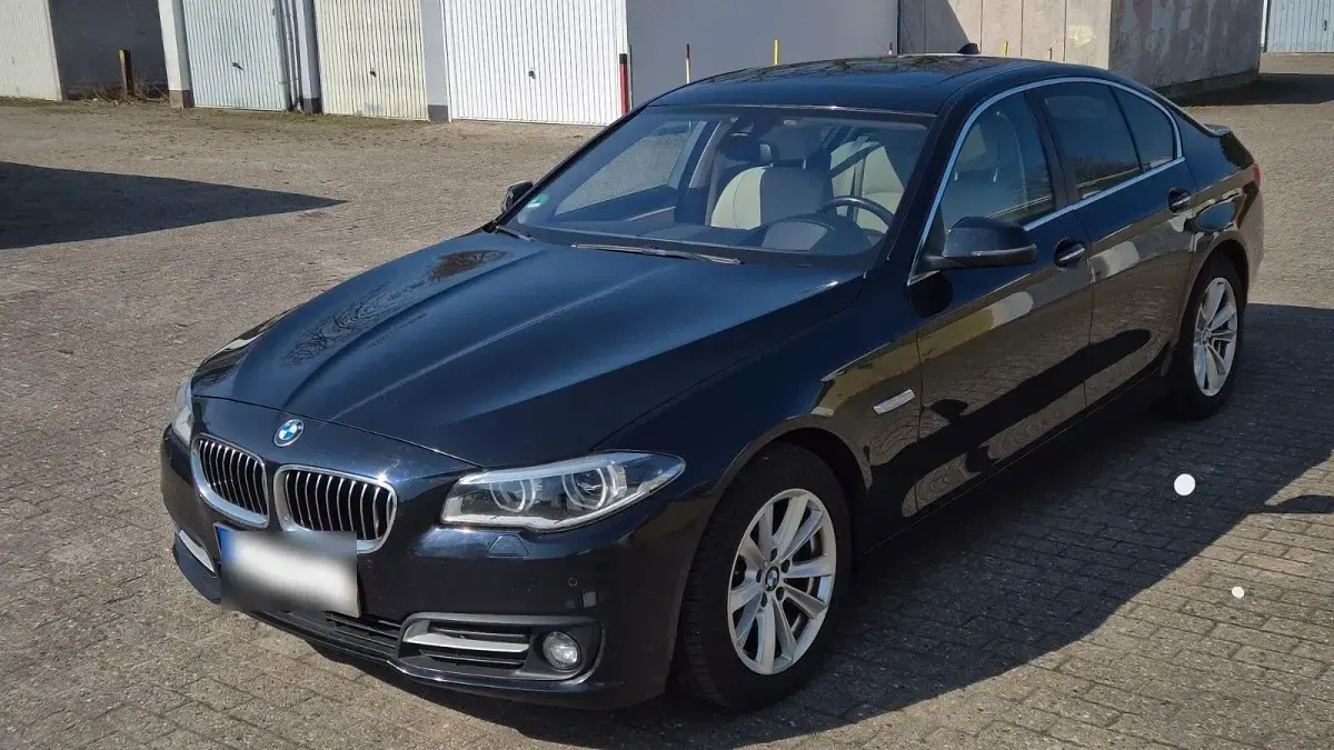 Gebraucht BMW 520 Efficient Dynamics 190 PS (139 kW) 2015 Schwarz Limousine