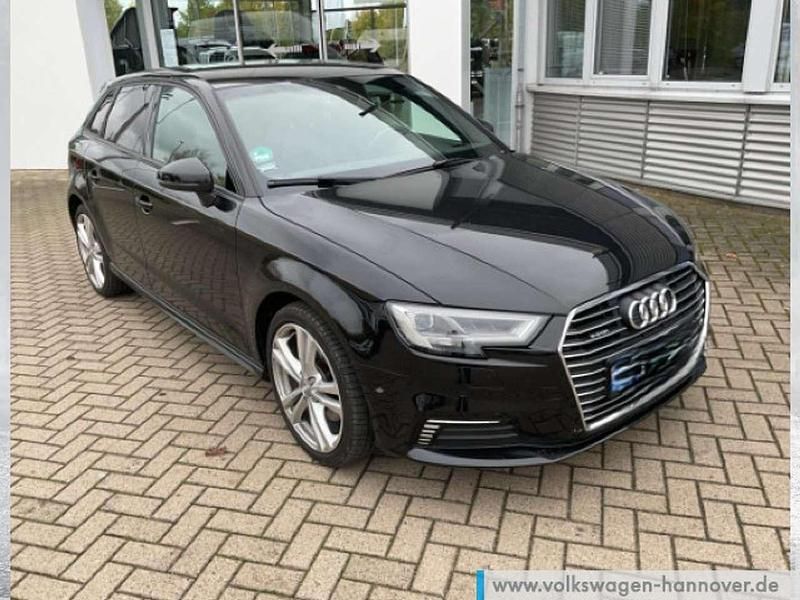 Mythosschwarz metallic Gebraucht 2020 Audi A3 e-tron Sport Kleinwagen | 19.990 € (Guter Preis) - Bild 1/4