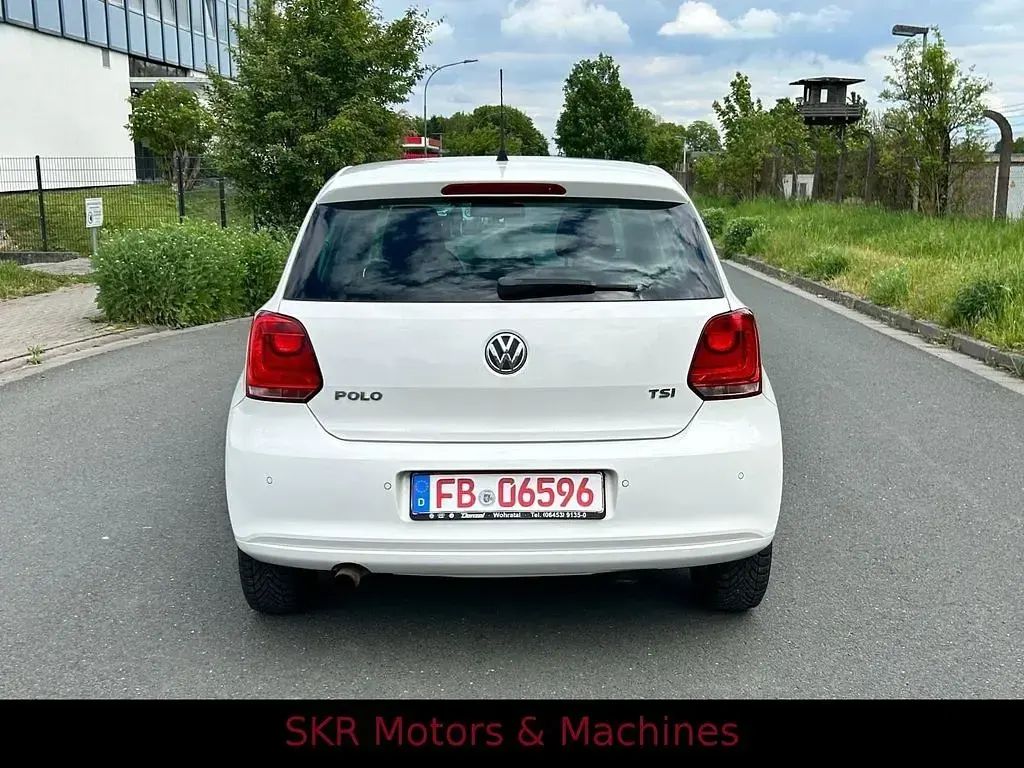 Używany VW Polo Team 105 KM (77 kW) 2011 Biały Hatchback