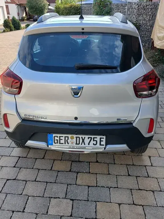 Gebraucht Dacia Spring Comfort Plus 33 kW (45 PS) 2022 Silber Kleinwagen
