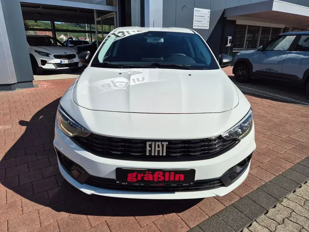 Gebraucht Fiat Tipo Cross 131 PS (96 kW) 2024 Weiß Limousine