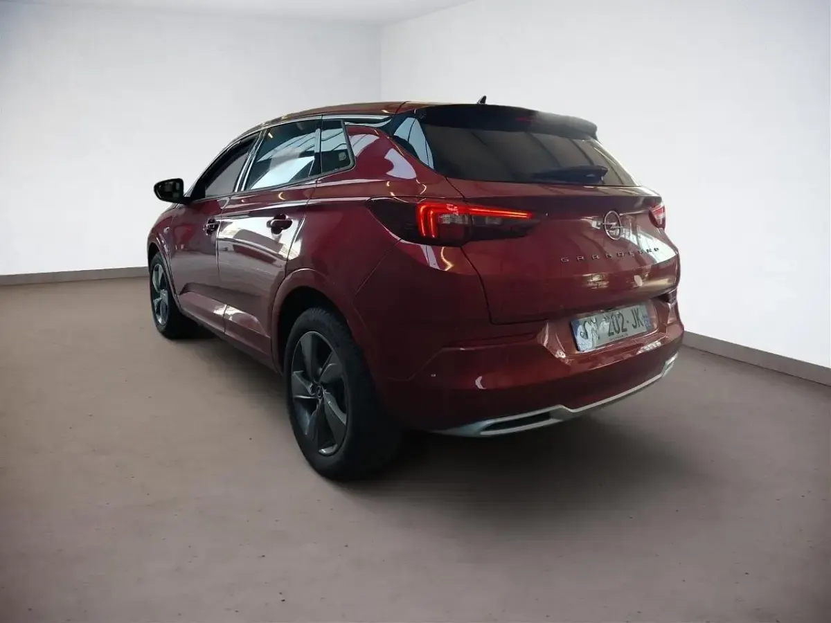 Gebraucht Opel Grandland X Elegance 131 PS (96 kW) 2023 Lackierung bright red/metallic k SUV