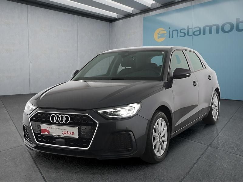 Grau Gebraucht 2024 Audi A1 Sportback Kleinwagen | 19.499 € (Superpreis) - Bild 1/4
